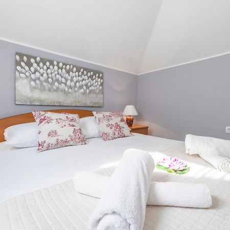 Apartments By The Sea Baska Voda, Makarska - 17570 Δωμάτιο φωτογραφία