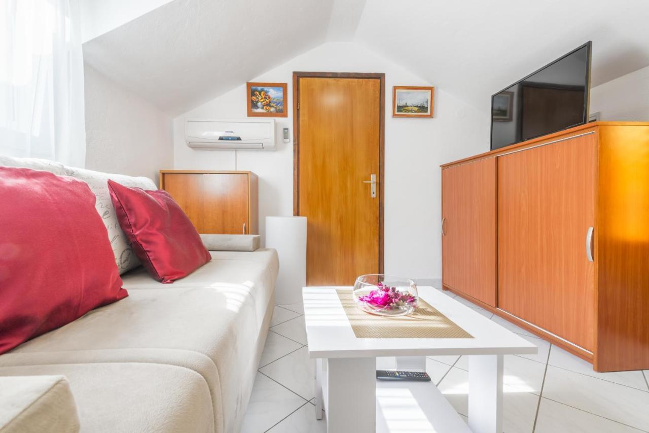 Apartments By The Sea Baska Voda, Makarska - 17570 Εξωτερικό φωτογραφία