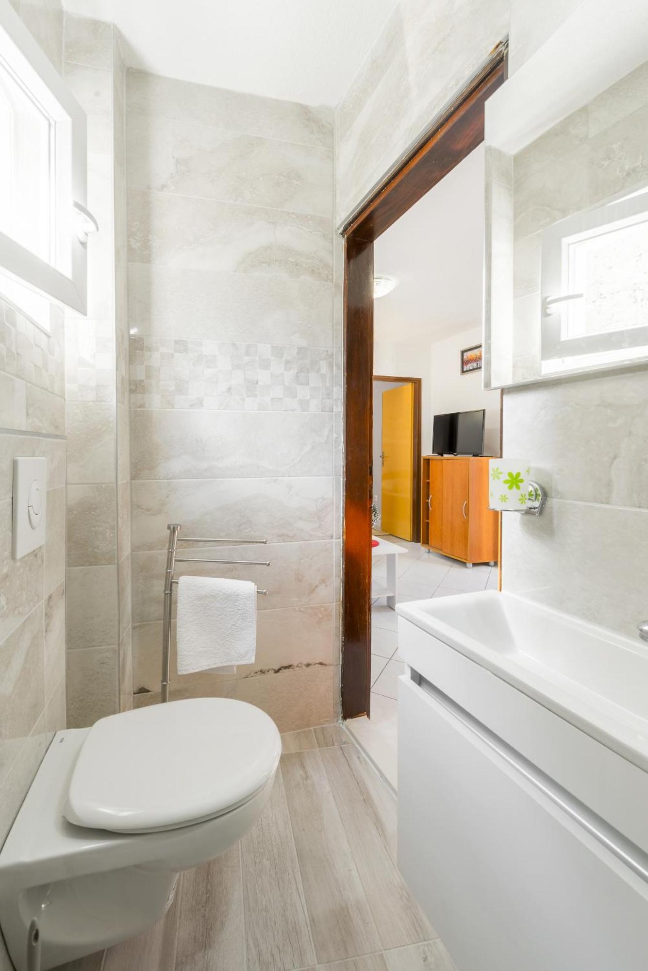 Apartments By The Sea Baska Voda, Makarska - 17570 Δωμάτιο φωτογραφία