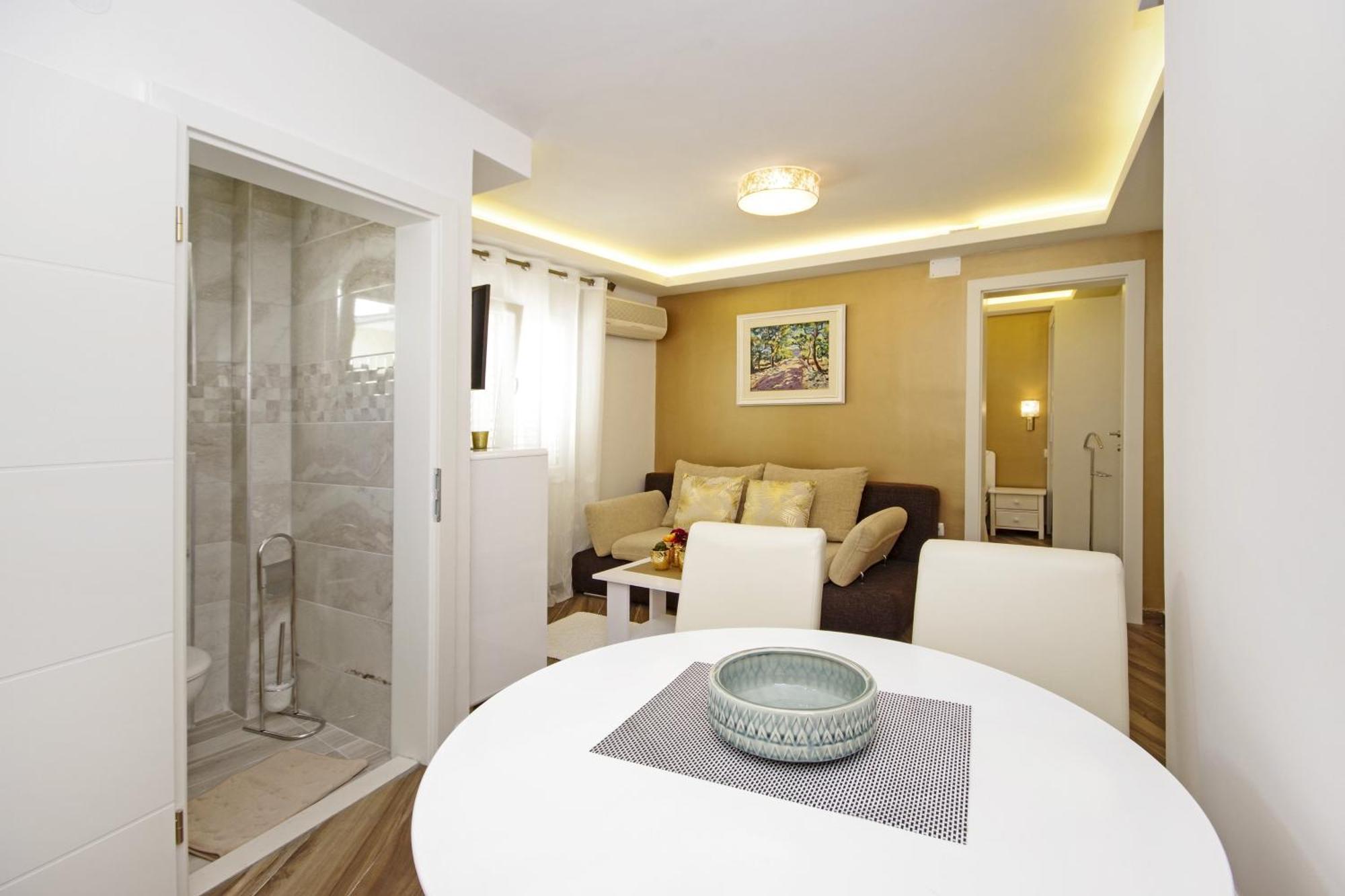 Apartments By The Sea Baska Voda, Makarska - 17570 Δωμάτιο φωτογραφία