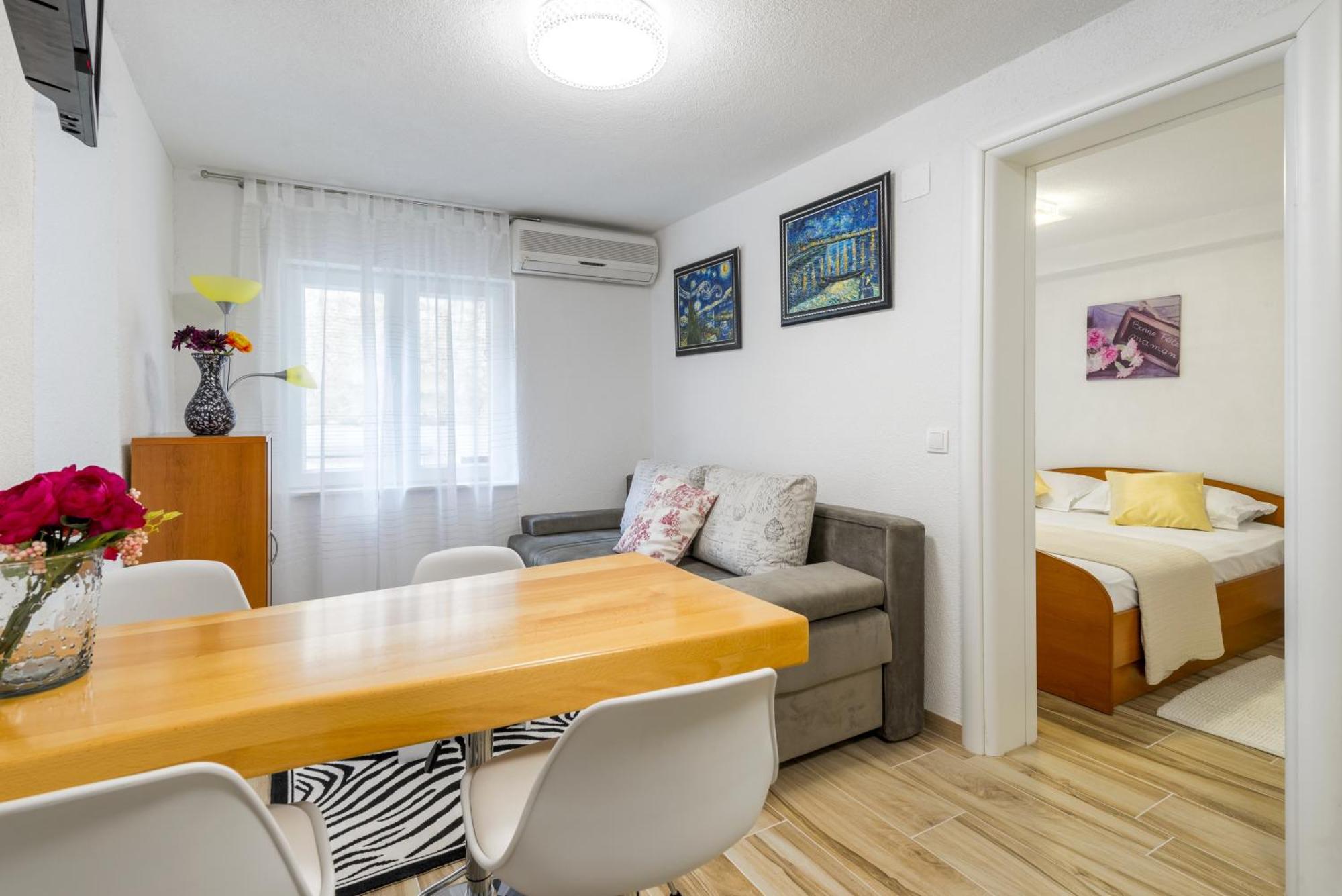 Apartments By The Sea Baska Voda, Makarska - 17570 Δωμάτιο φωτογραφία